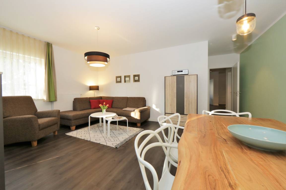90 m² Ferienwohnung ∙ 2 Schlafzimmer ∙ 5 Gäste – Bild 4