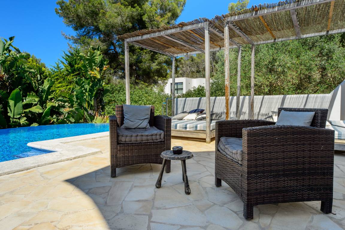300 M² Villa ∙ 4 Bedrooms ∙ 8 Guests - Ibiza