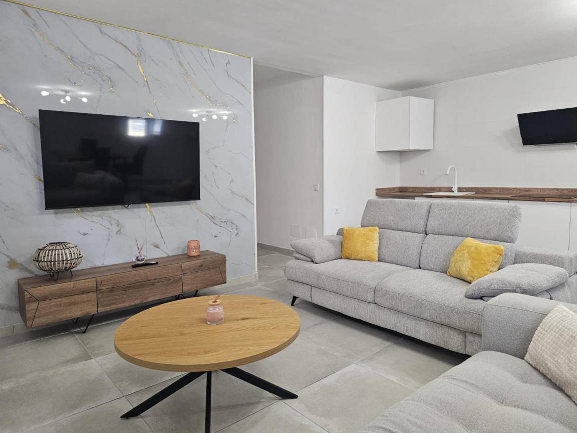 85 M² Apartamento ∙ 2 Habitaciones ∙ 4 Huéspedes - Arucas