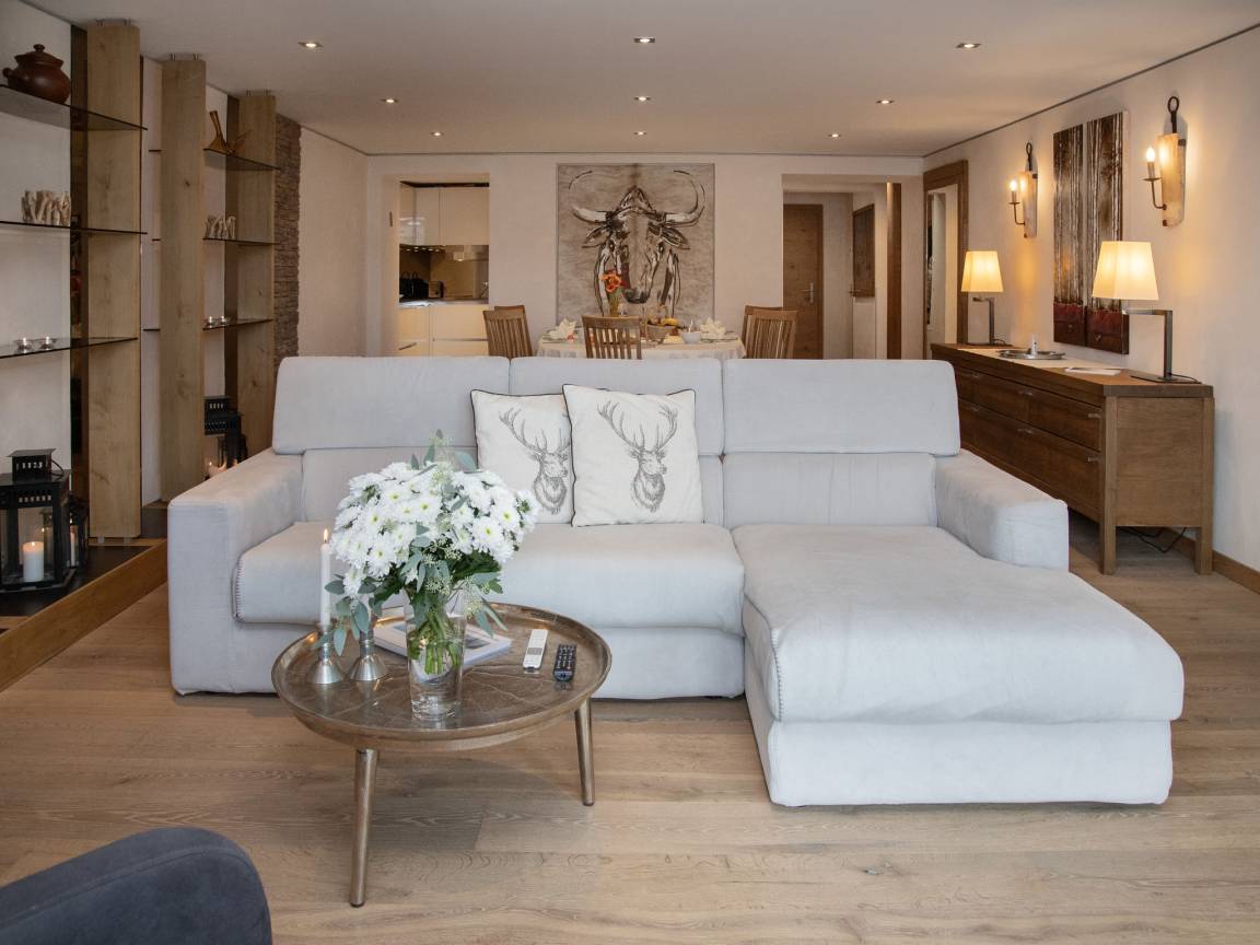 120 M² Ferienwohnung ∙ 2 Schlafzimmer ∙ 4 Gäste - Sankt Moritz