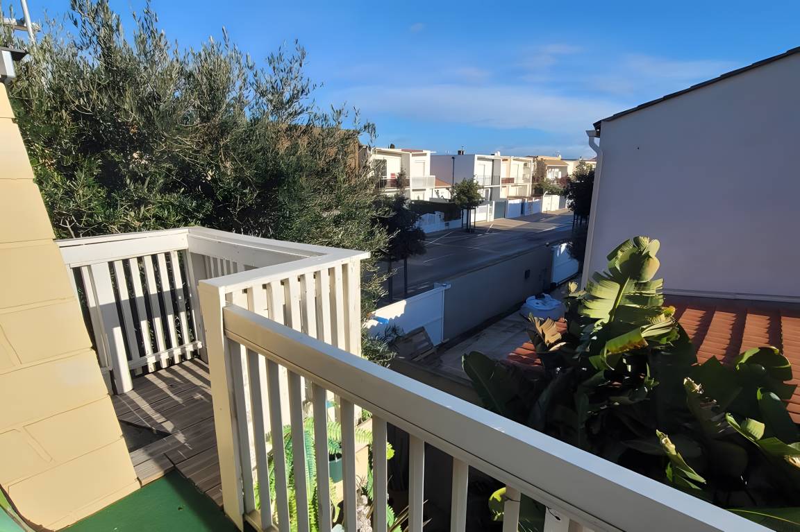 90 M² Ferienwohnung ∙ 3 Schlafzimmer ∙ 6 Gäste - Vendres