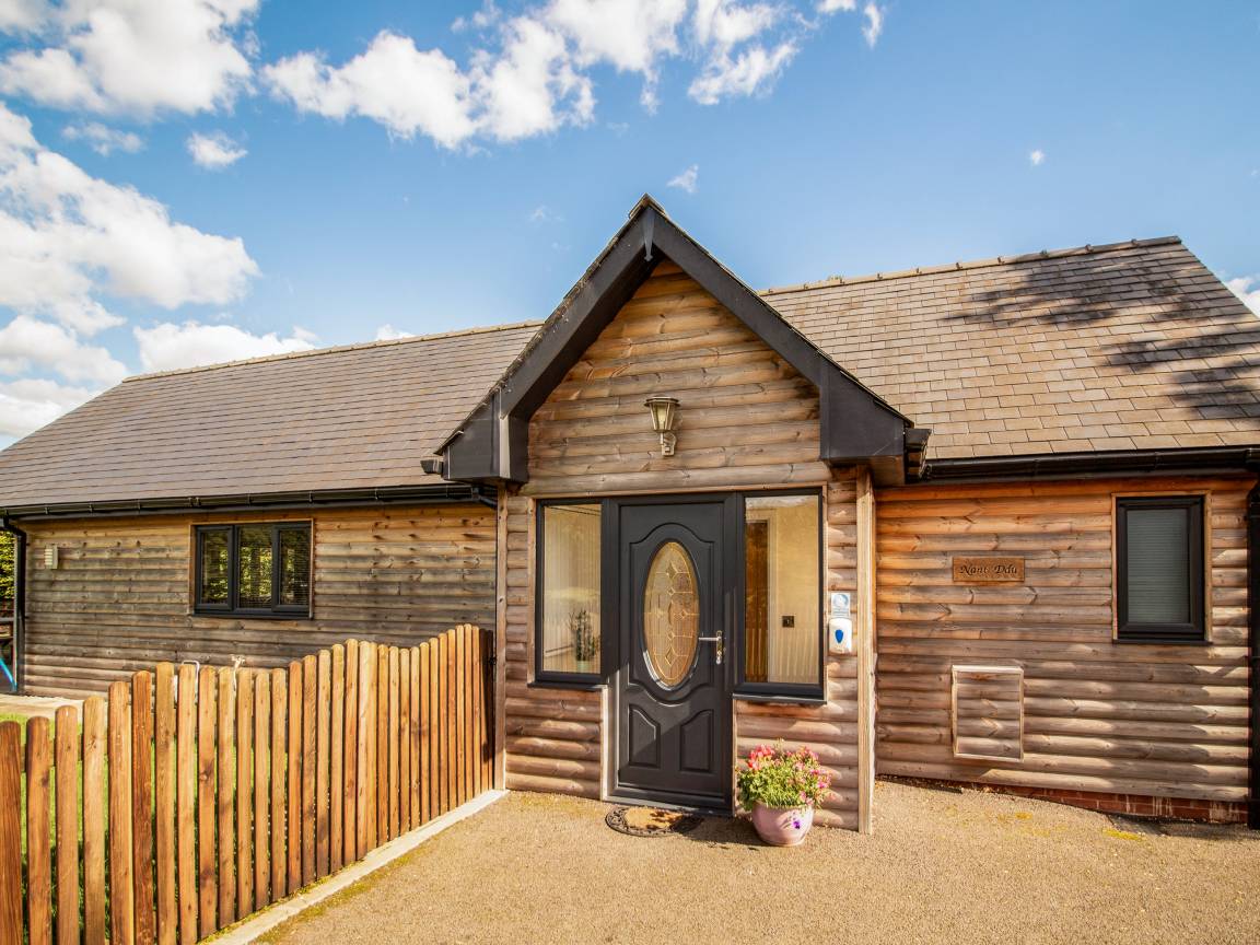 Cottage ∙ 2 Bedrooms ∙ 4 Guests - Llandrindod Wells