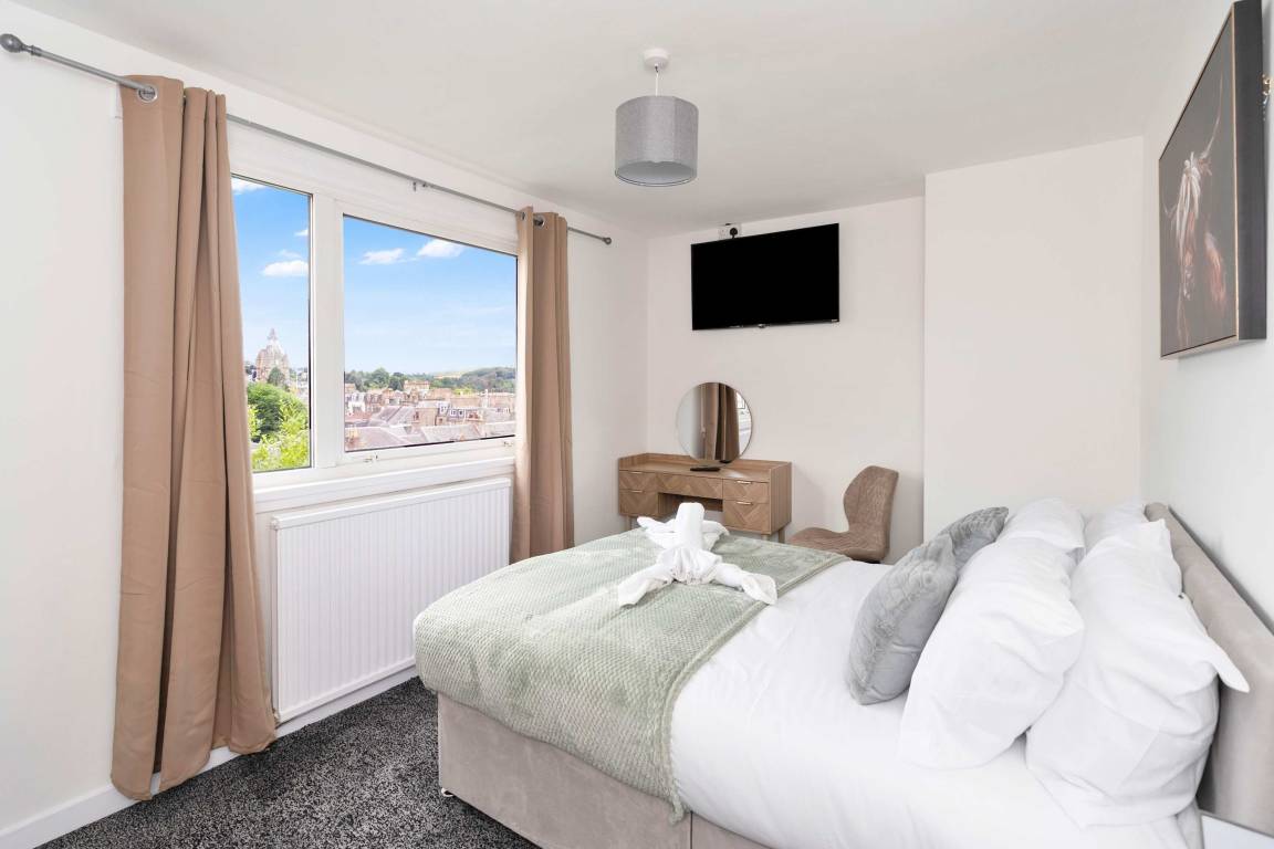 Apartment ∙ 3 Bedrooms ∙ 5 Guests - Hawick