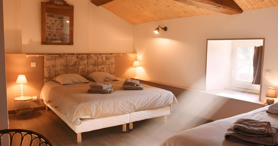 28 M² Chambre D'hôtes ∙ 1 Chambre ∙ 4 Personnes - Les Epesses