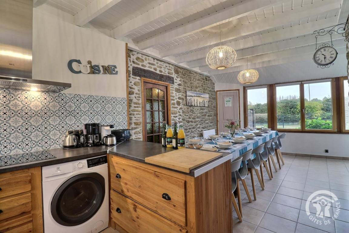 150 m² Gîte ∙ 6 Schlafzimmer ∙ 14 Gäste – Bild 8