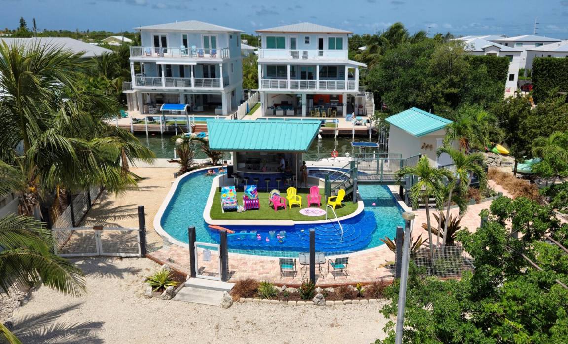 195 M² House ∙ 4 Bedrooms ∙ 10 Guests - Marathon, FL