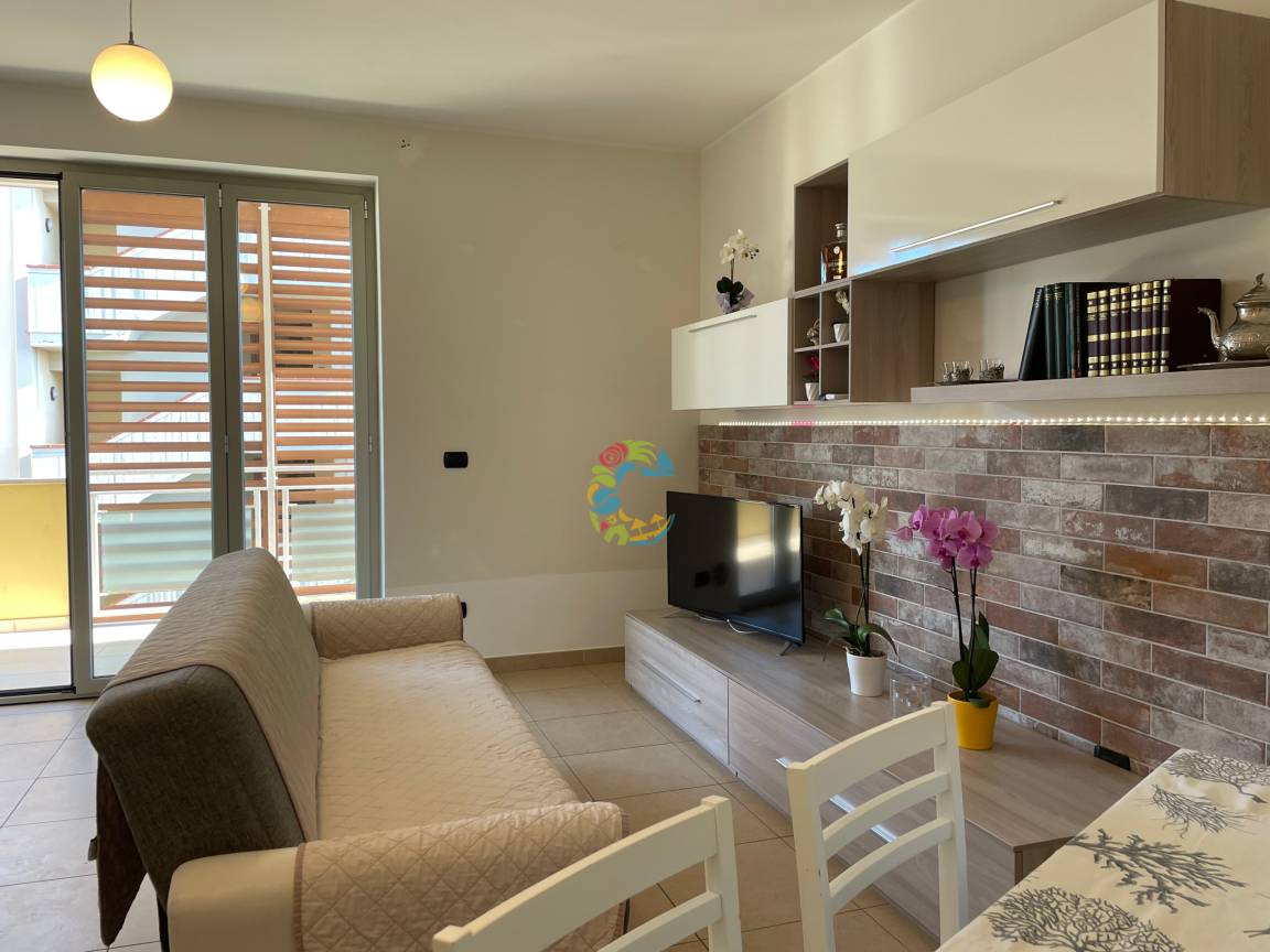 60 M² Apartment ∙ 2 Bedrooms ∙ 4 Guests - Giulianova