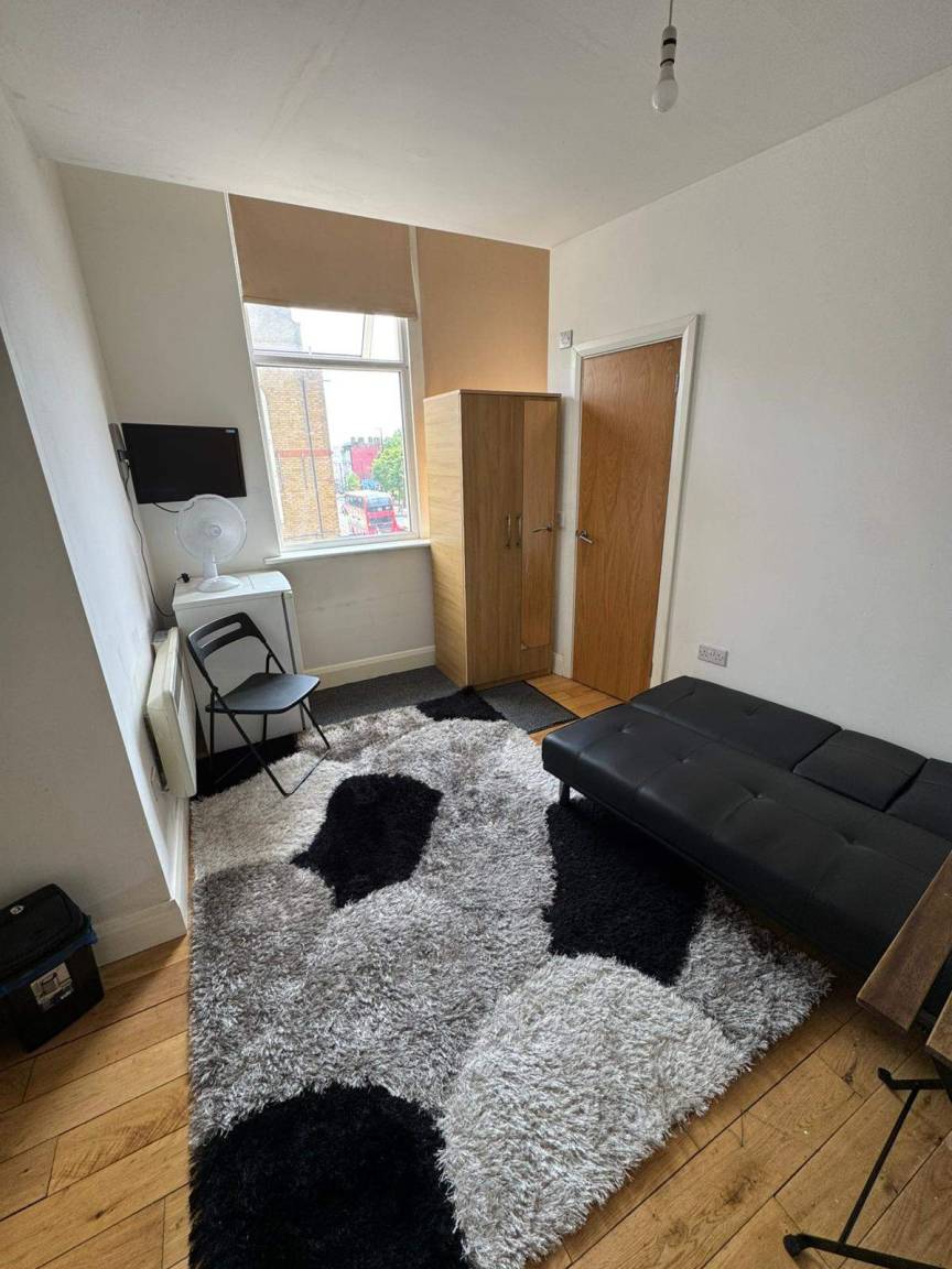 40 M² Studio Flat ∙ 1 Bedroom ∙ 2 Guests - Chingford