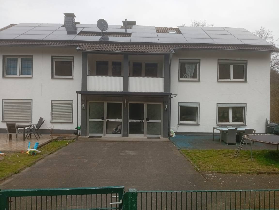 75 M² Ferienwohnung ∙ 2 Schlafzimmer ∙ 11 Gäste - Lindlar