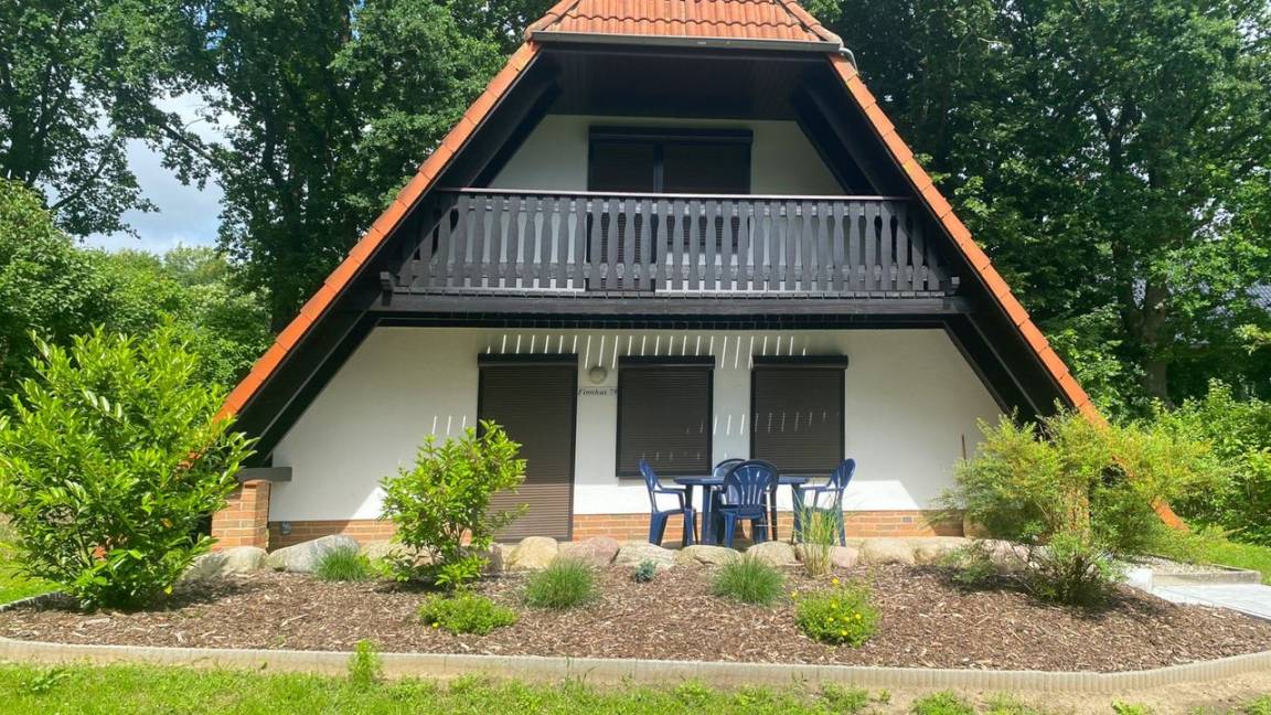 62 M² House ∙ 2 Bedrooms ∙ 5 Guests - Marlow, Germany