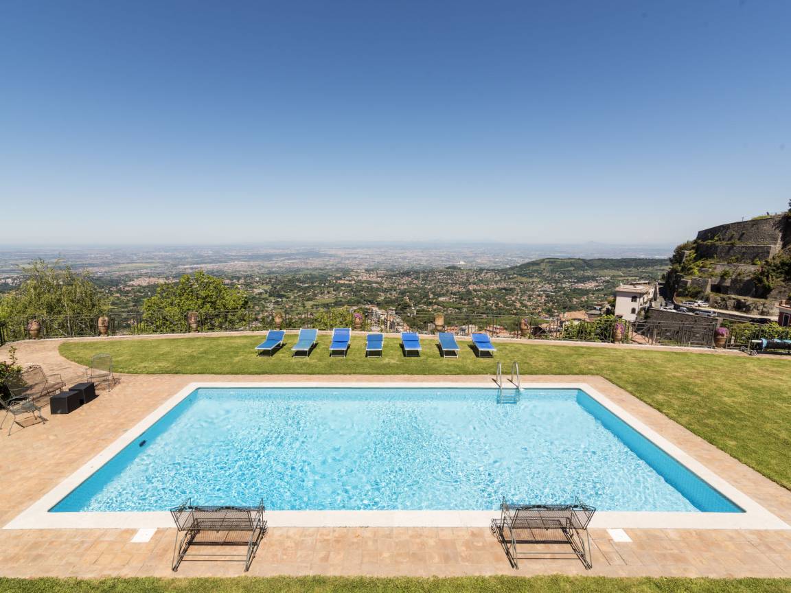420 M² Casa Vacanza ∙ 4 Camere Da Letto ∙ 9 Ospiti - Marino