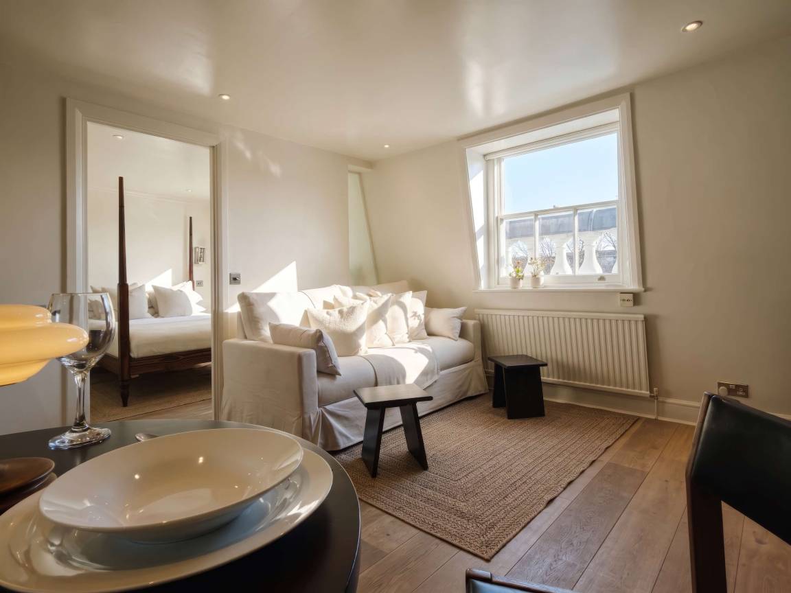 Apartment ∙ 1 Bedroom ∙ 4 Guests - Chelsea