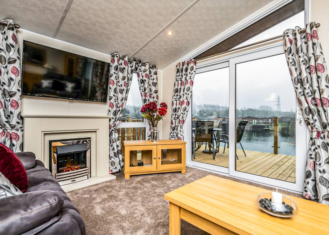 Chalet ∙ 3 Bedrooms ∙ 6 Guests - Lancashire