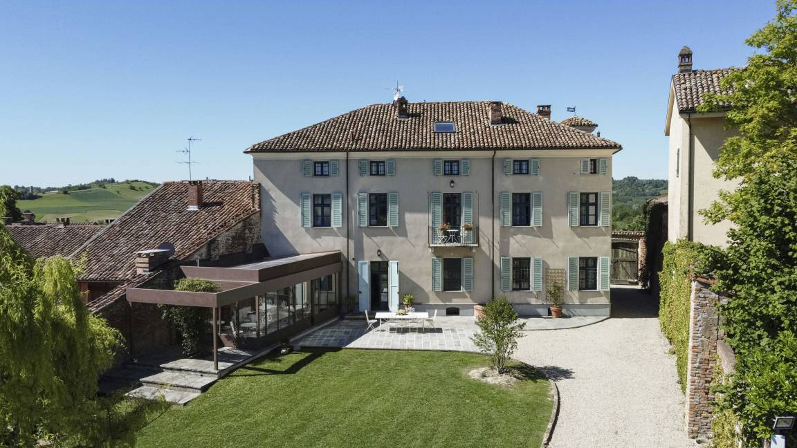 700 M² House ∙ 6 Bedrooms ∙ 12 Guests - Piedmont