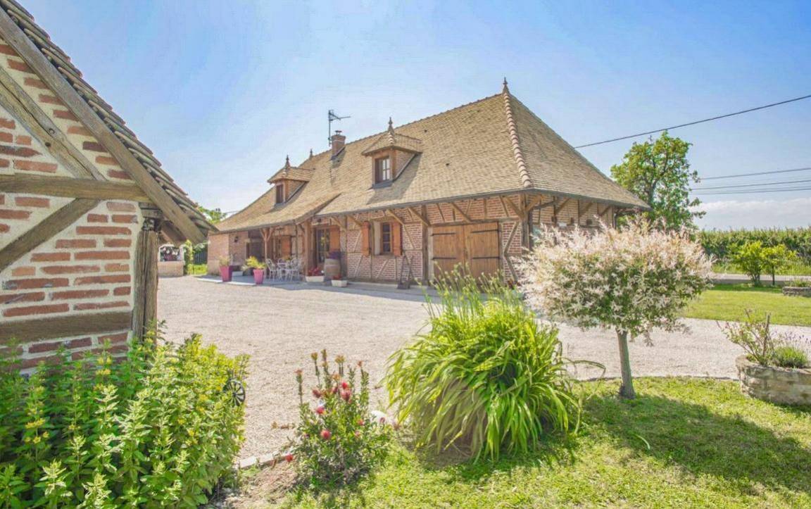 123 m&sup2; G&icirc;te 3 Schlafzimmer 6 G&auml;ste