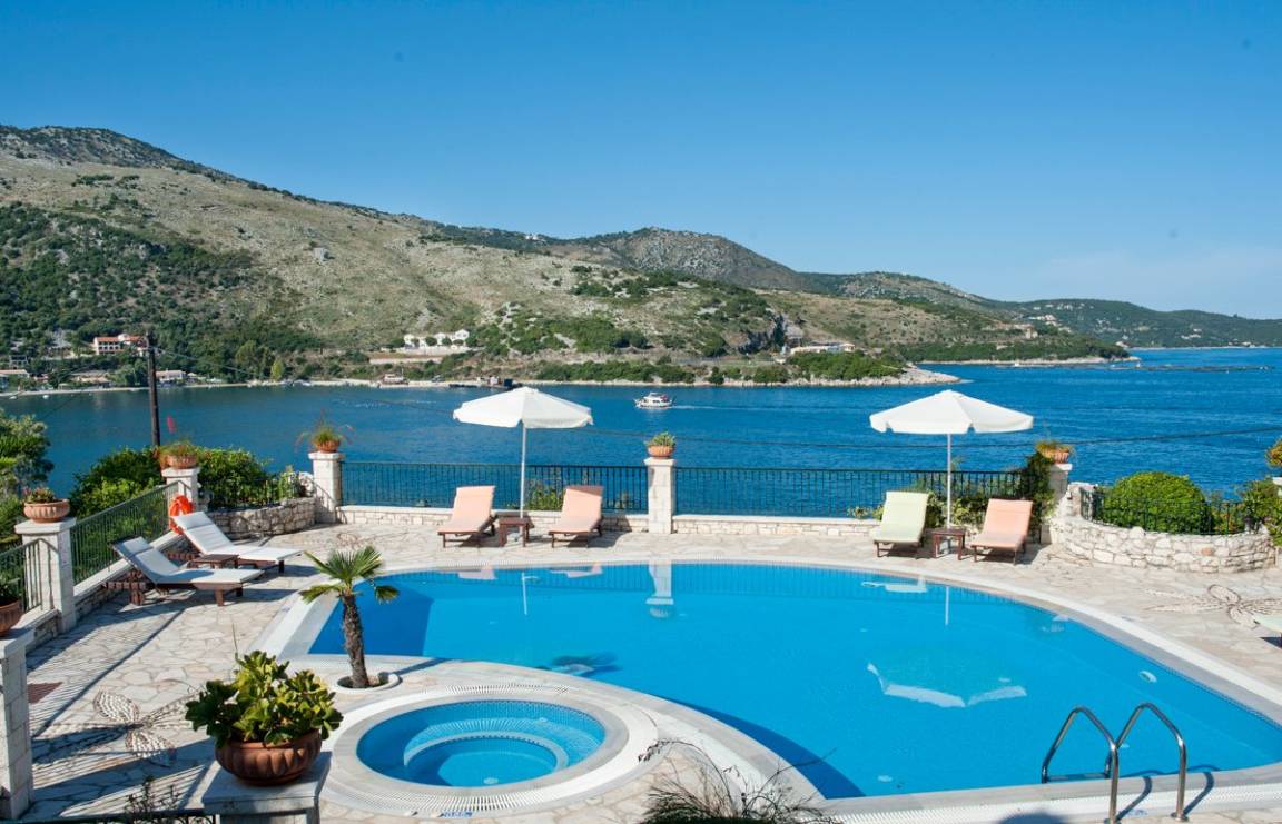 Villa ∙ 4 Bedrooms ∙ 8 Guests - Kalami