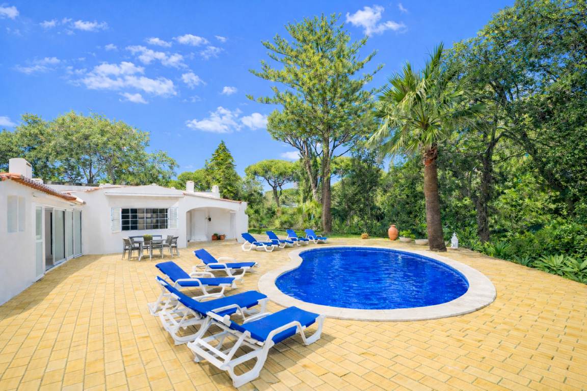 235 M² Villa ∙ 5 Habitaciones ∙ 12 Huéspedes - Albufeira