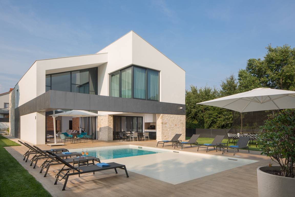 400 m&sup2; Ferienhaus 4 Schlafzimmer 10 G&auml;ste