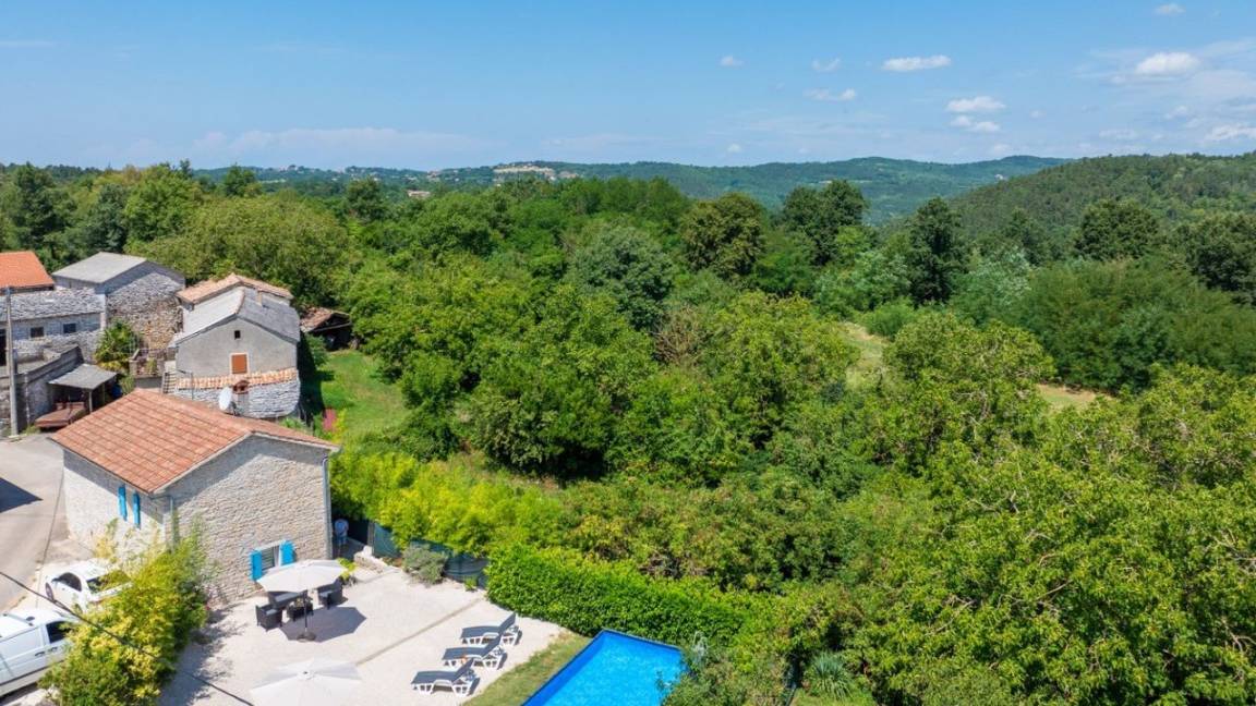 90 M² Ferienhaus ∙ 2 Schlafzimmer ∙ 6 Gäste - Pazin