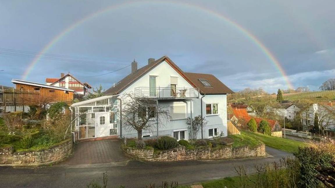 47 M² Ferienwohnung ∙ 1 Schlafzimmer ∙ 2 Gäste - Bad Bergzabern