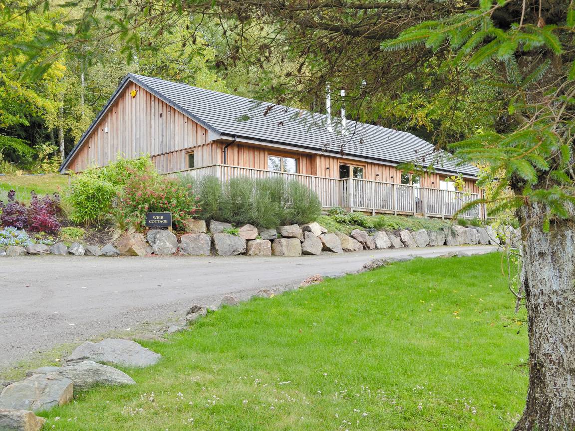 Cottage ∙ 3 Bedrooms ∙ 4 Guests - Inverness