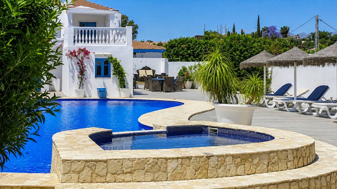360 M² Maison De Vacances ∙ 10 Chambres ∙ 19 Personnes - Coín