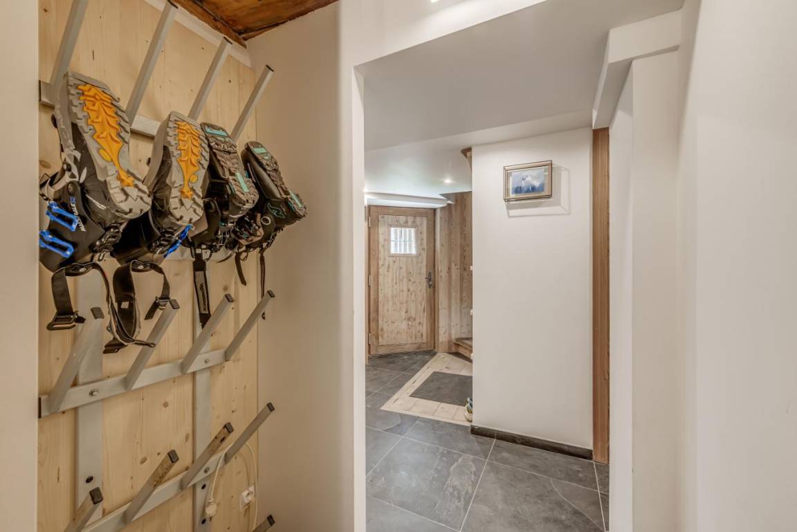130 m² Chalet ∙ 5 Schlafzimmer ∙ 12 Gäste – Bild 3