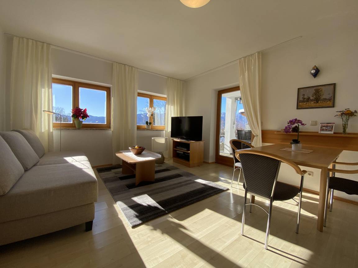67 M² Ferienwohnung ∙ 2 Schlafzimmer ∙ 5 Gäste - Millstatt