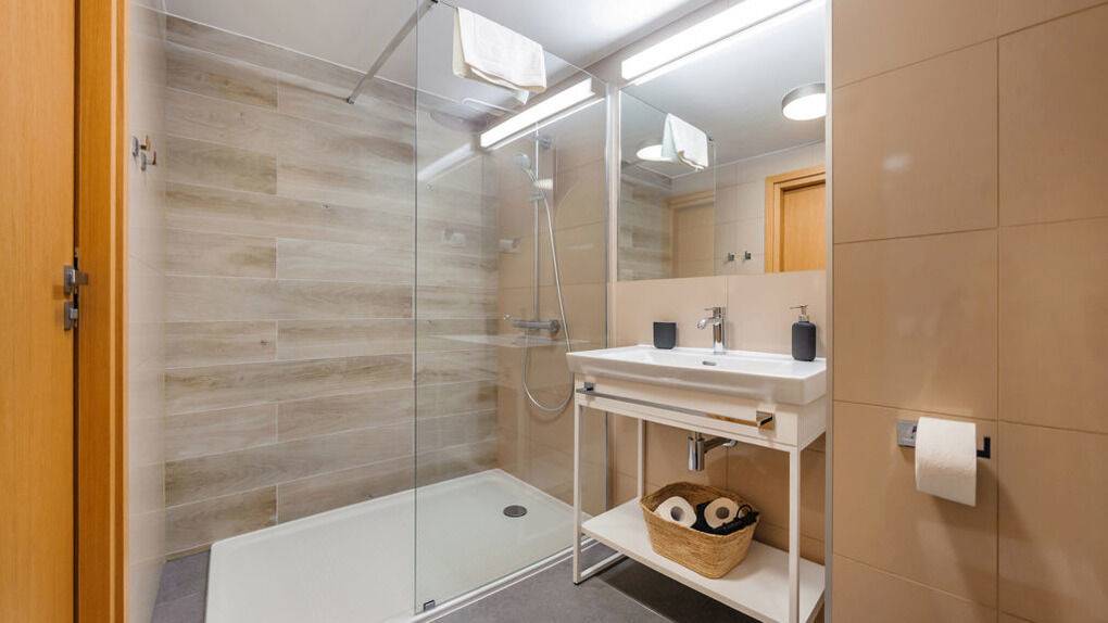 52 m² Ferienwohnung ∙ 1 Schlafzimmer ∙ 4 Gäste – Bild 9