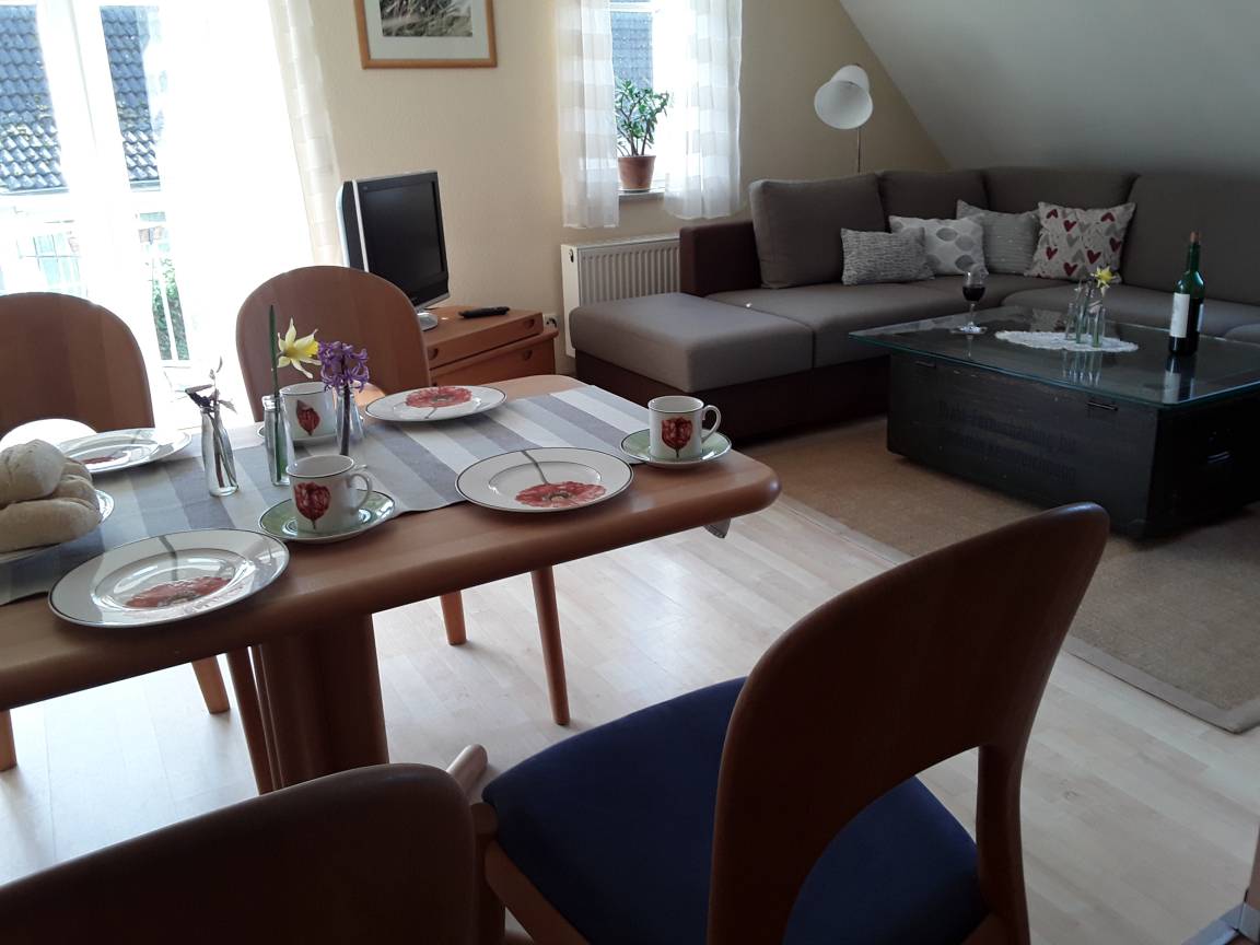59 M² Ferienwohnung ∙ 2 Schlafzimmer ∙ 6 Gäste - Kalkhorst
