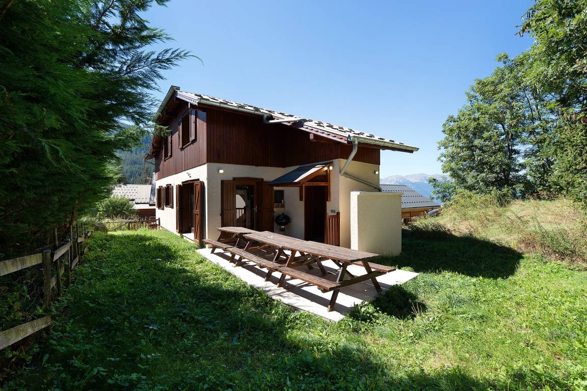 134 M² Chalet ∙ 5 Bedrooms ∙ 20 Guests - Vars