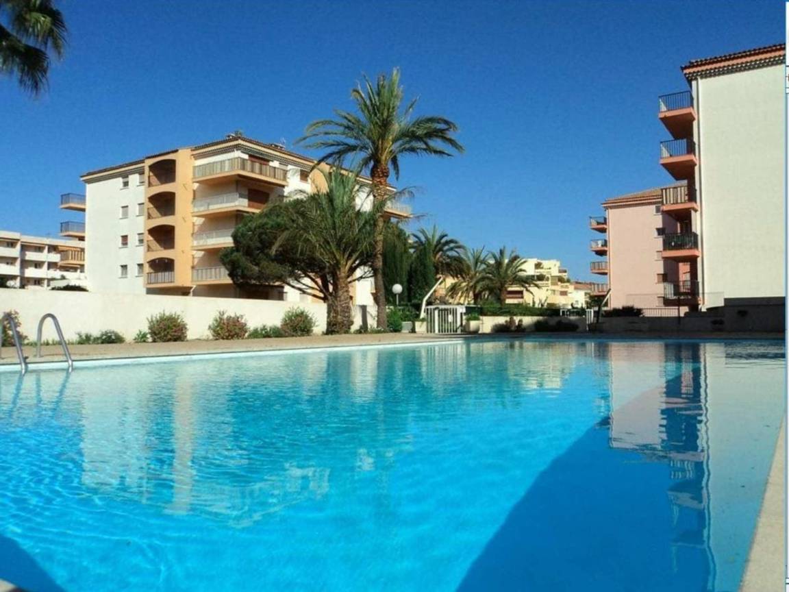 67 M² Ferienwohnung ∙ 2 Schlafzimmer ∙ 6 Gäste - Sainte-Maxime