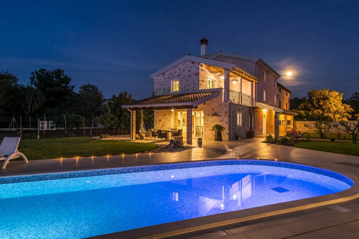 400 M² Villa ∙ 5 Schlafzimmer ∙ 10 Gäste - Umag