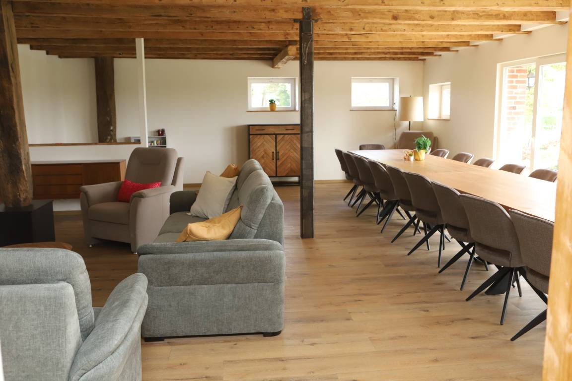 300 m² Ferienhaus ∙ 7 Schlafzimmer ∙ 20 Gäste – Bild 8