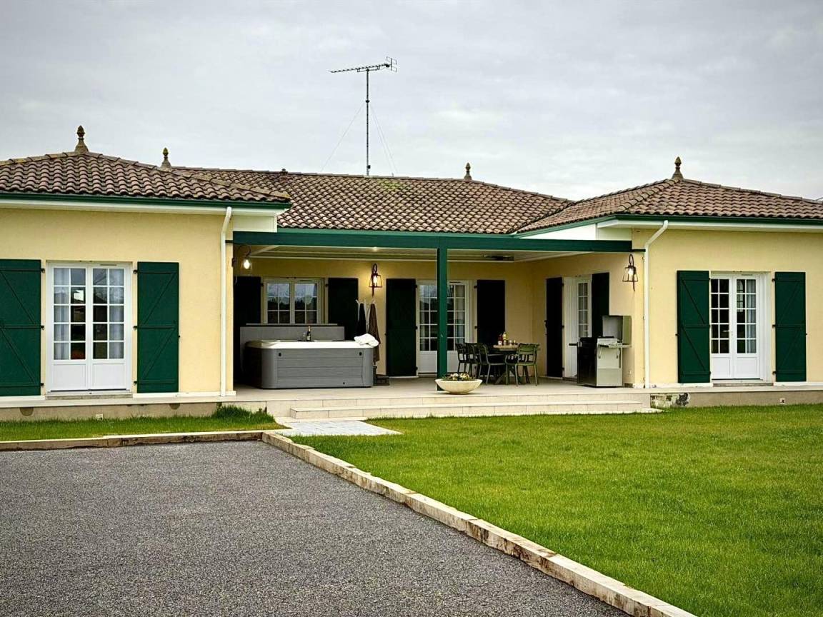 168 M² Gîte ∙ 3 Chambres ∙ 6 Personnes - Landes