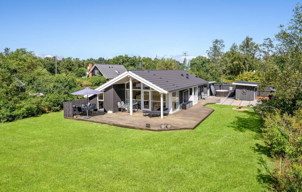 86 M² Ferienhaus ∙ 3 Schlafzimmer ∙ 8 Gäste - Båstad