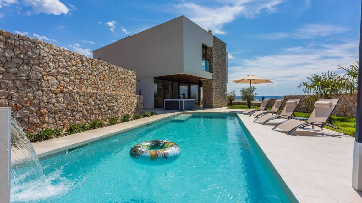 285 M² Apartment ∙ 4 Bedrooms ∙ 10 Guests - Crikvenica