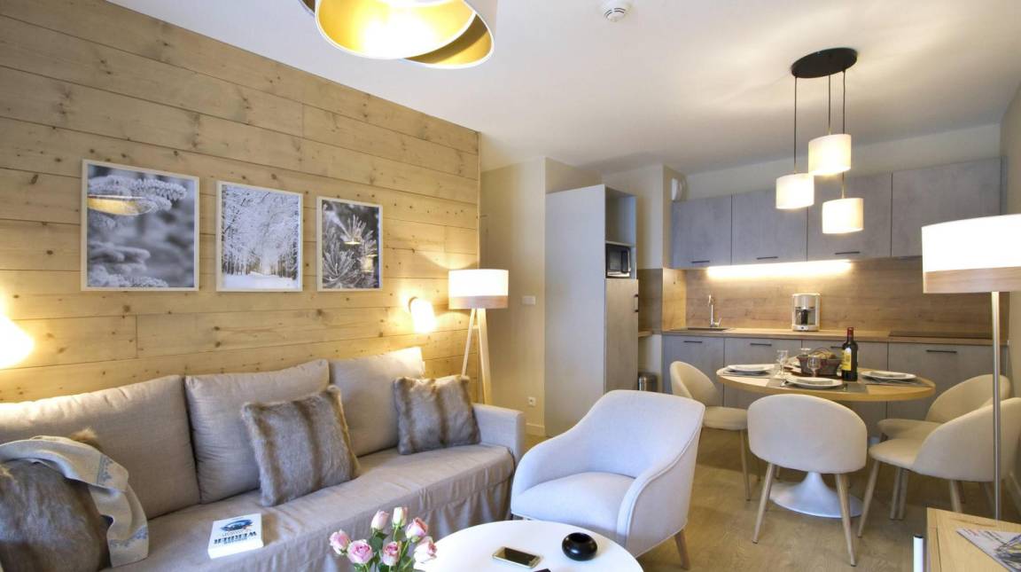 48 m² Ferienwohnung ∙ 2 Schlafzimmer ∙ 8 Gäste – Bild 4