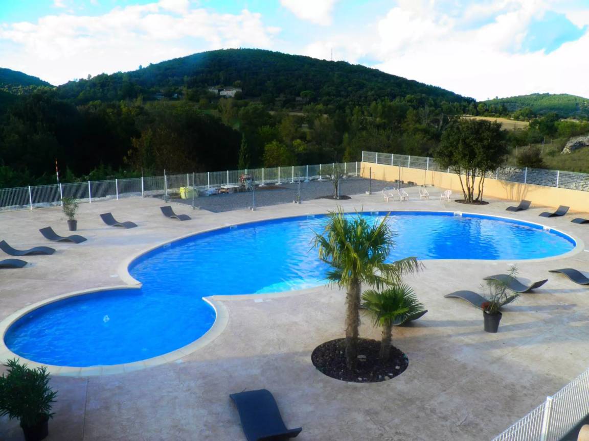 35 M² Ferienhaus ∙ 1 Schlafzimmer ∙ 4 Gäste - Ardèche