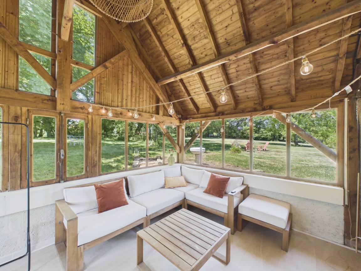130 M² Talo ∙ 3 Makuuhuonetta ∙ 6 Vierasta - Fleurac