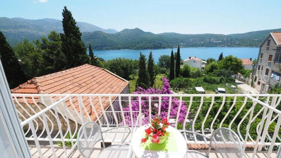 18 M² Appartement ∙ 1 Chambre ∙ 2 Personnes - Slano