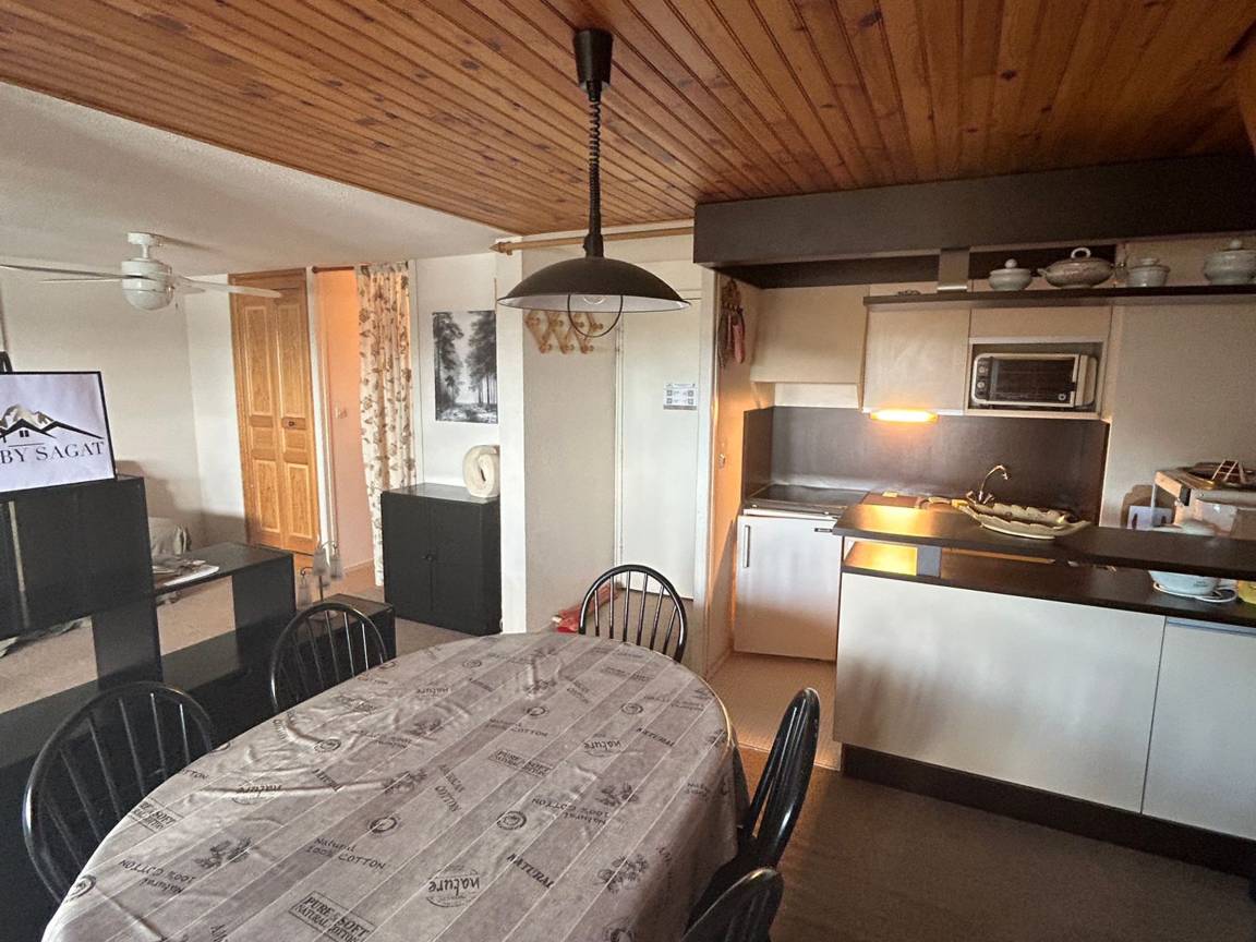 44 M² Apartment ∙ 1 Bedroom ∙ 6 Guests - Murol