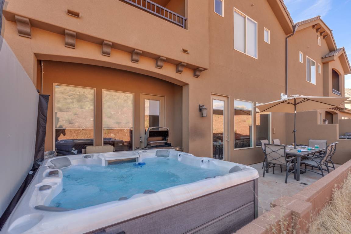 241 M² House ∙ 4 Bedrooms ∙ 16 Guests - Hurricane, UT