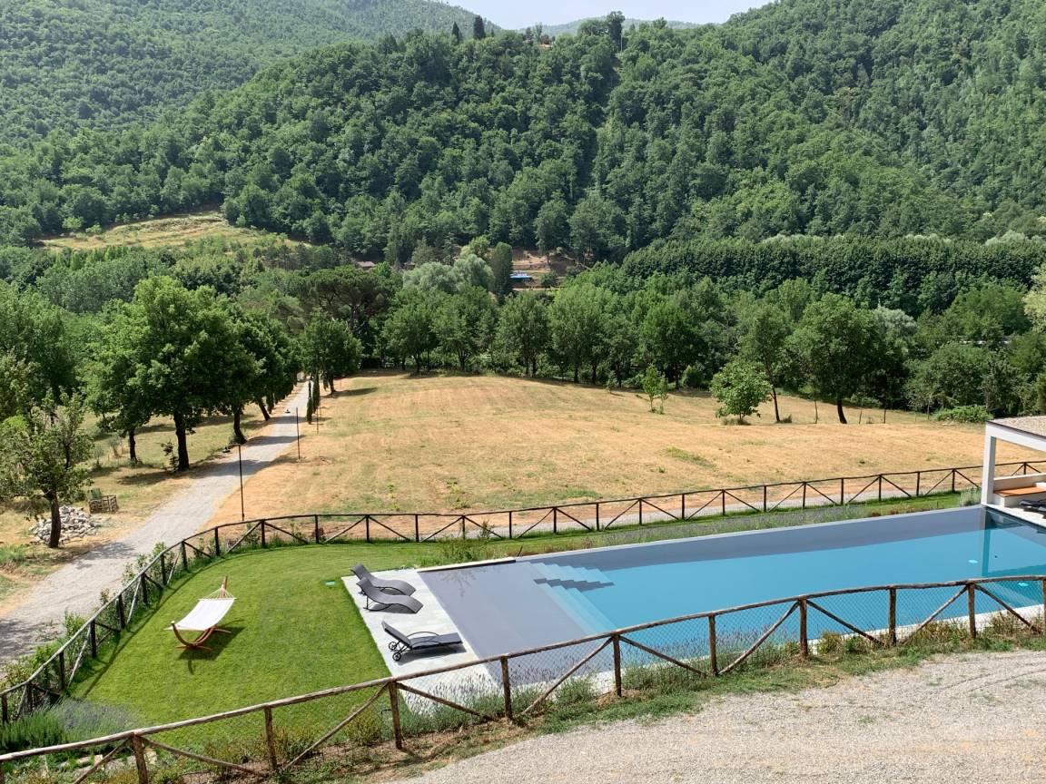 Casale a Arezzo con piscina recintata