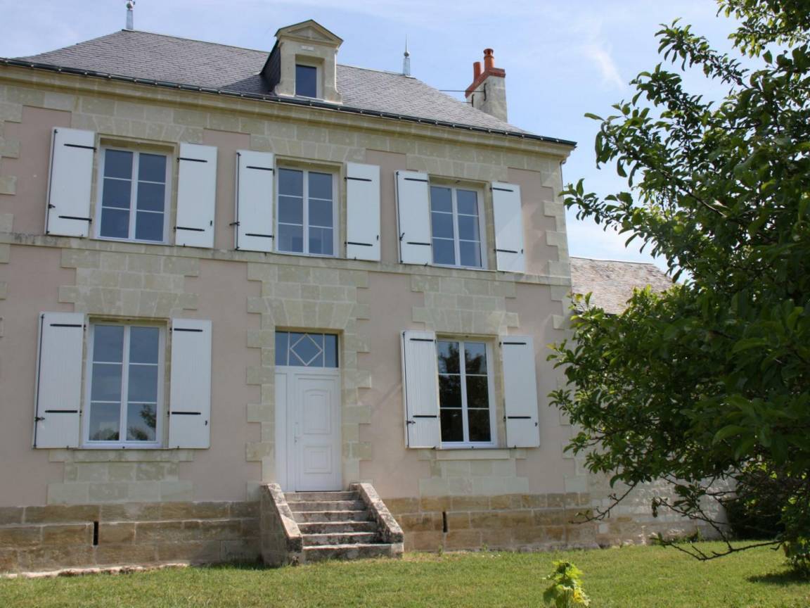 120 M² Cottage ∙ 2 Bedrooms ∙ 5 Guests - Chinon