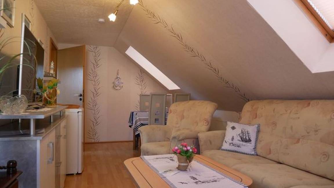 56 M² Ferienwohnung ∙ 1 Schlafzimmer ∙ 4 Gäste - Trassenheide