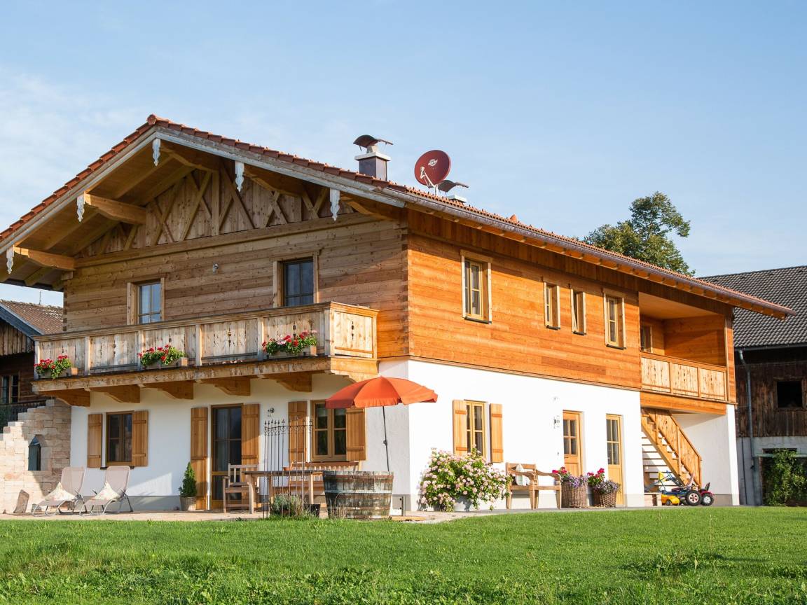 120 M² Appartement ∙ 2 Chambres ∙ 5 Personnes - Holzkirchen