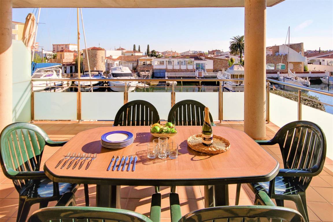 60 M² Apartamento ∙ 2 Habitaciones ∙ 4 Huéspedes - El Port de la Selva