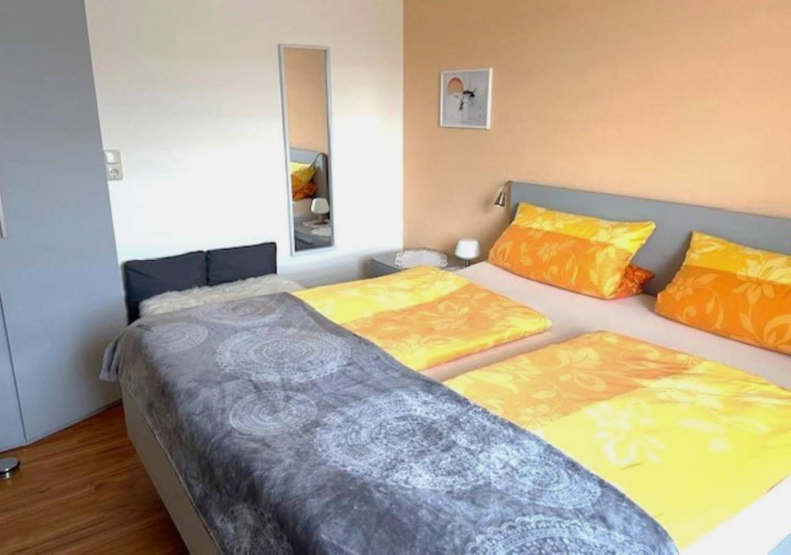 45 M² Ferienwohnung ∙ 2 Schlafzimmer ∙ 3 Gäste - Würzburg