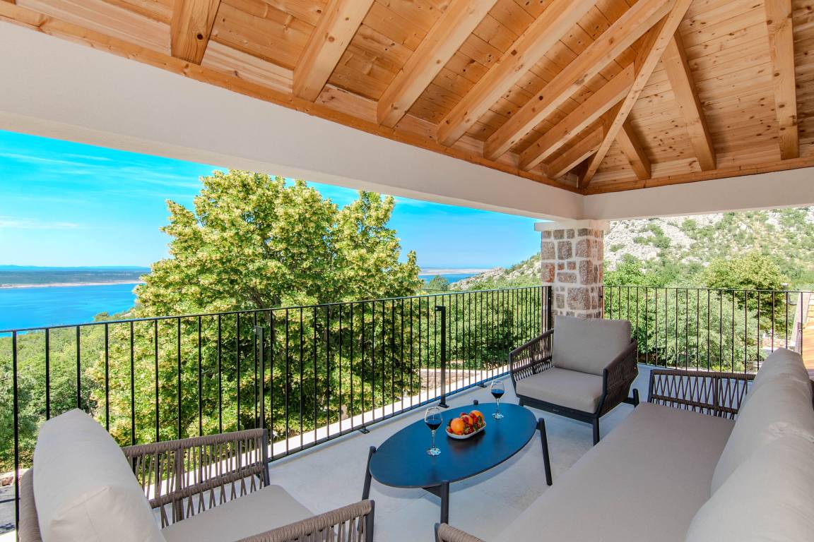 210 M² Huis ∙ 2 Slaapkamers ∙ 6 Gasten - Starigrad